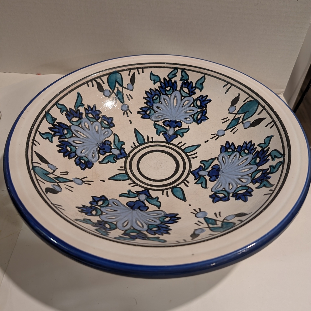 Vintage Hand Painted Moroccan Faience Pottery Bowl.